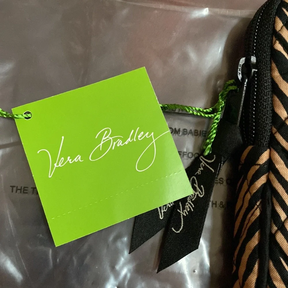 NEW Vera Bradley E-Reader Sleeve in “Zebra” Brown Animal Print padded retired!
